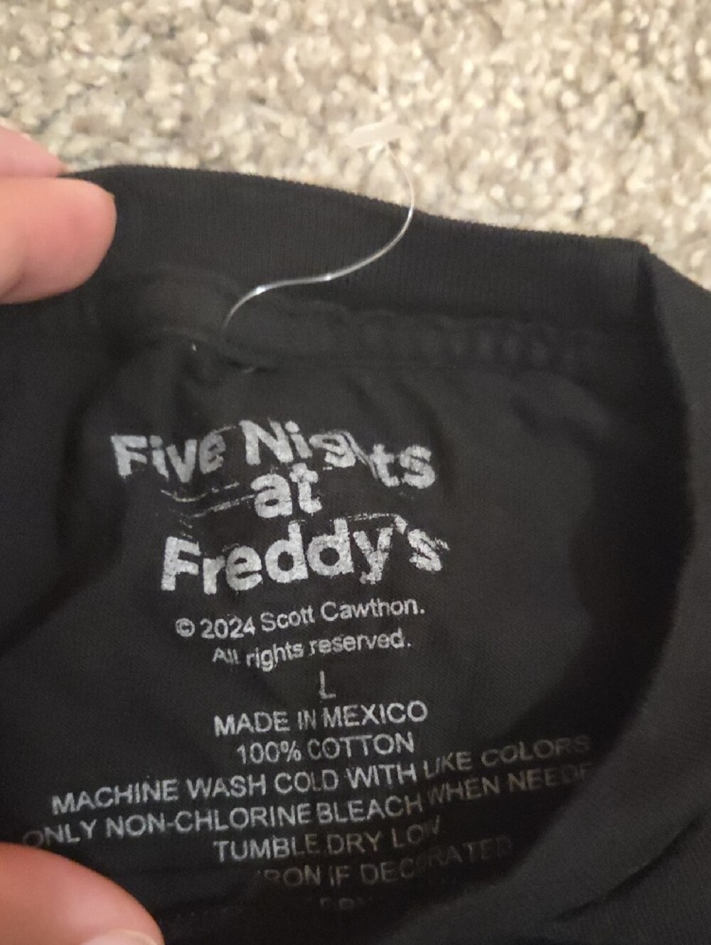 Freddy Black Graphic Tee with Multicolor Animatronic Print NWOT Large FNAF - Picture 2 of 4